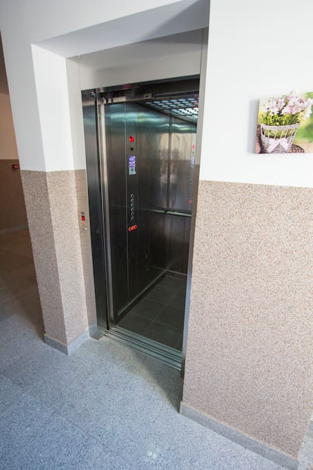 Elevator
