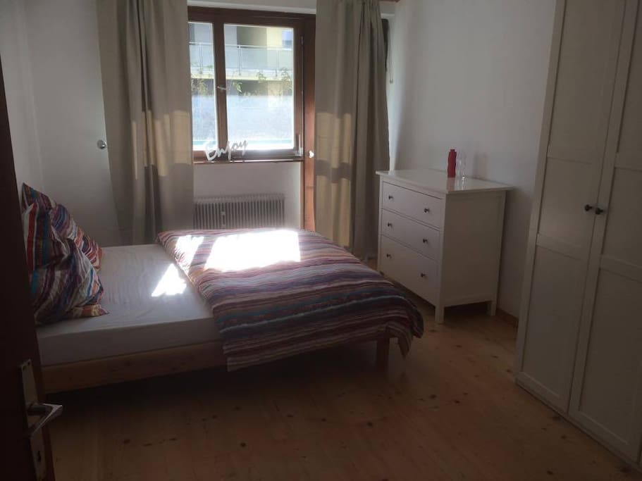 Gemütliches Schlafzimmer 1