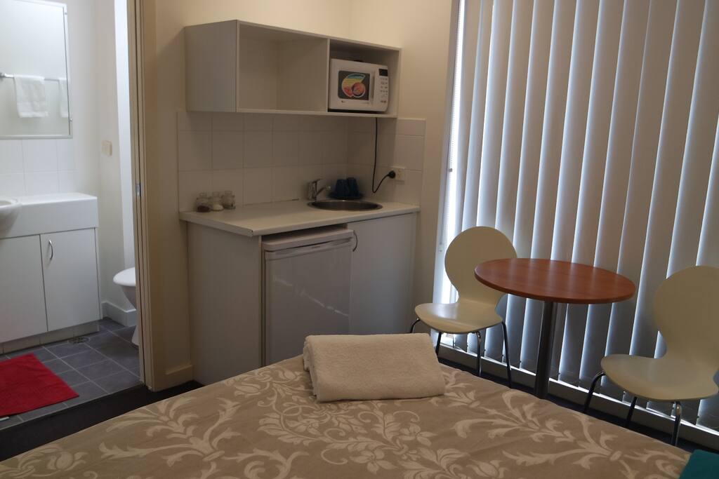standard studio room