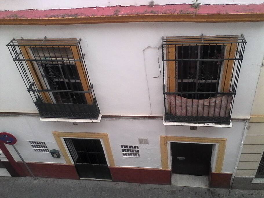 Desde los dos balcones pueden disfrutarse las procesiones