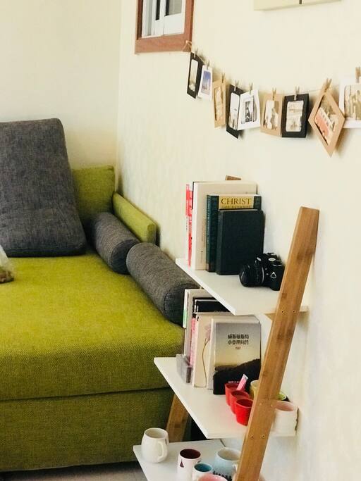 愿意带本你的书来就再好不过了,珍藏你的签名和回忆