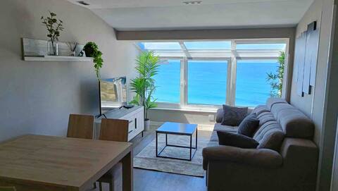 "LOS LOCOS"Beach front sea view
