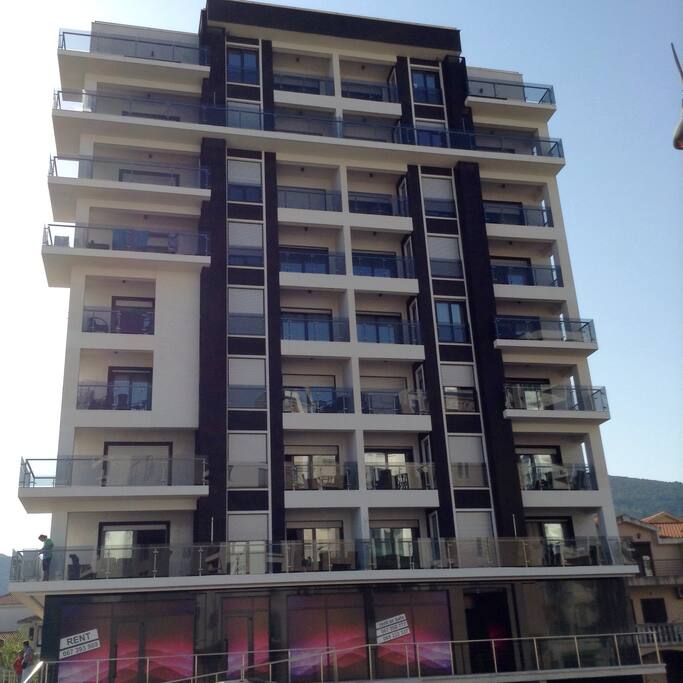 The Building in Mediteranska St.