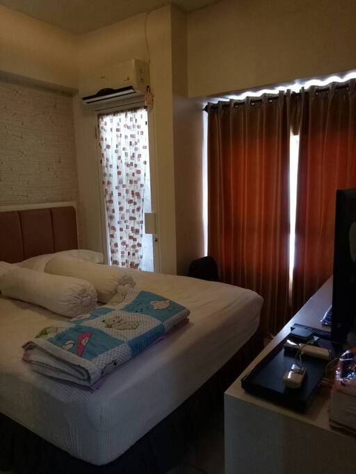 1st bedroom