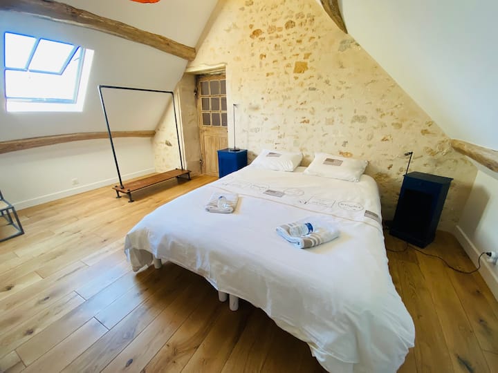 楼上卧室- 11平方米