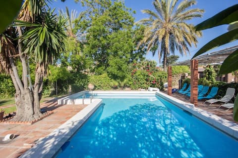 Beachfront villa with pool