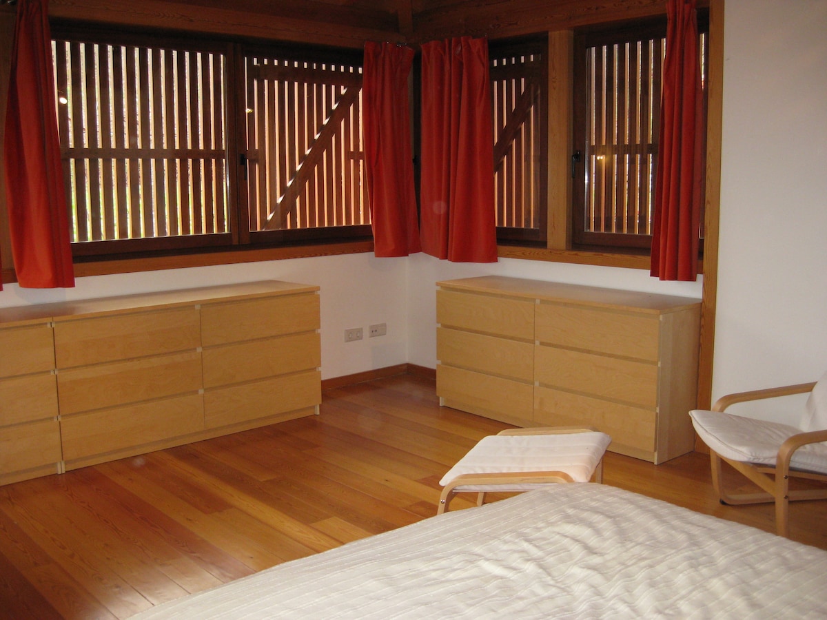 Spálňa s 1 manželskou posteľou