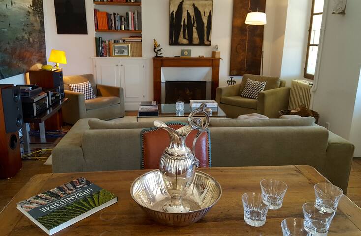 Une propriété de charme entre Lausanne et Genève gallery image 3