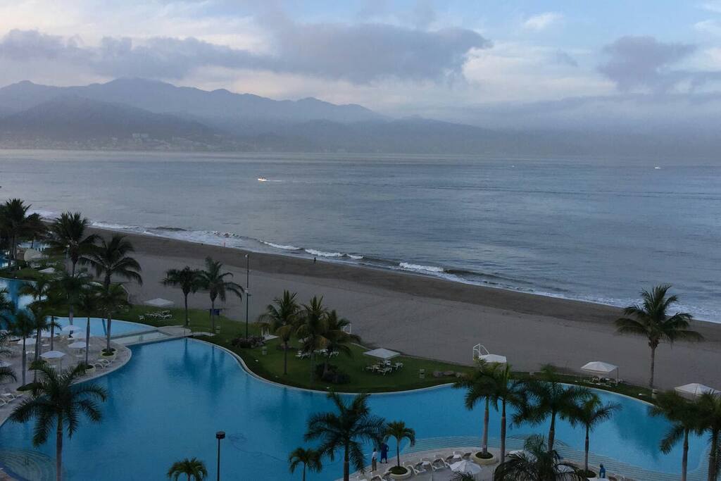 Vista a la Bahía de Puerto Vallarta desde el Balcón/Terraza