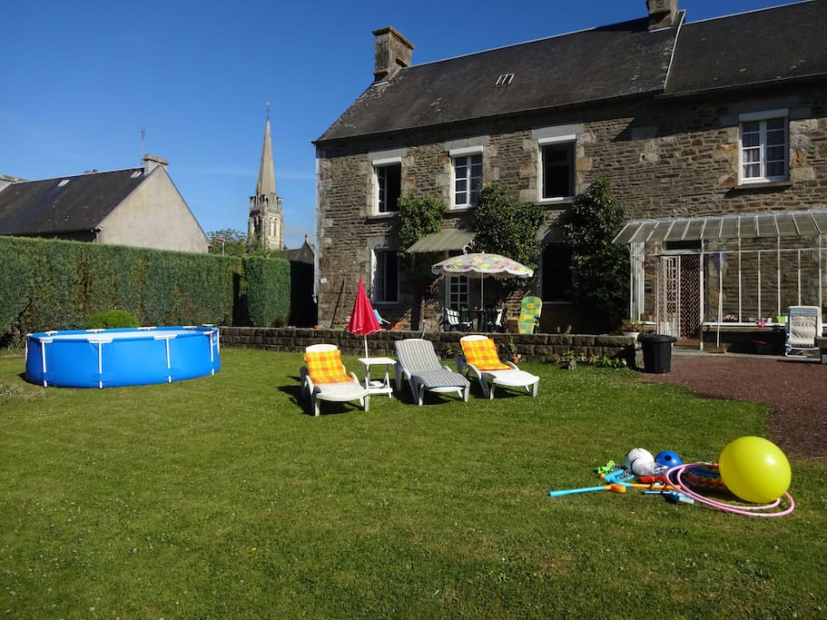 Back garden with swimming pool