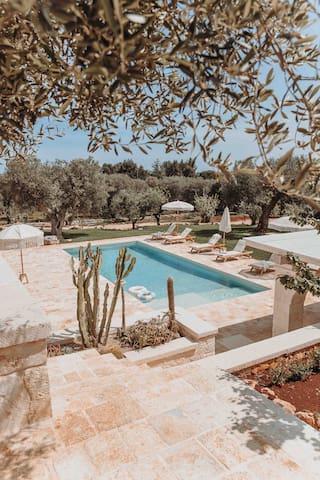 Borgo Montetorto, piscina riscaldata e spa privata gallery image 2