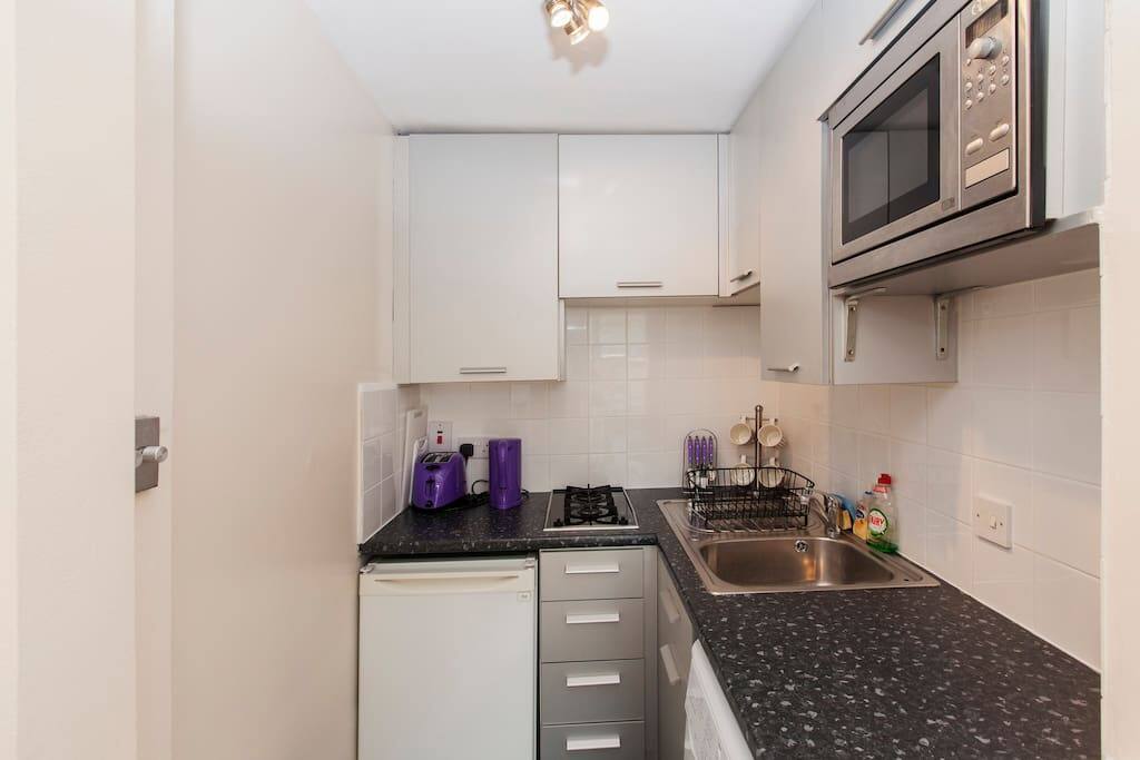 Fully equipped kitchen