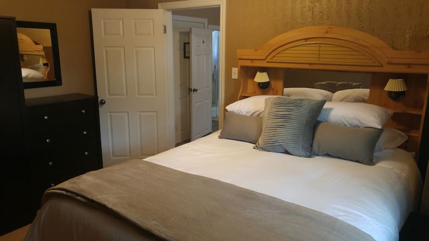 Central NG. Best Value! Suite  Everything Included