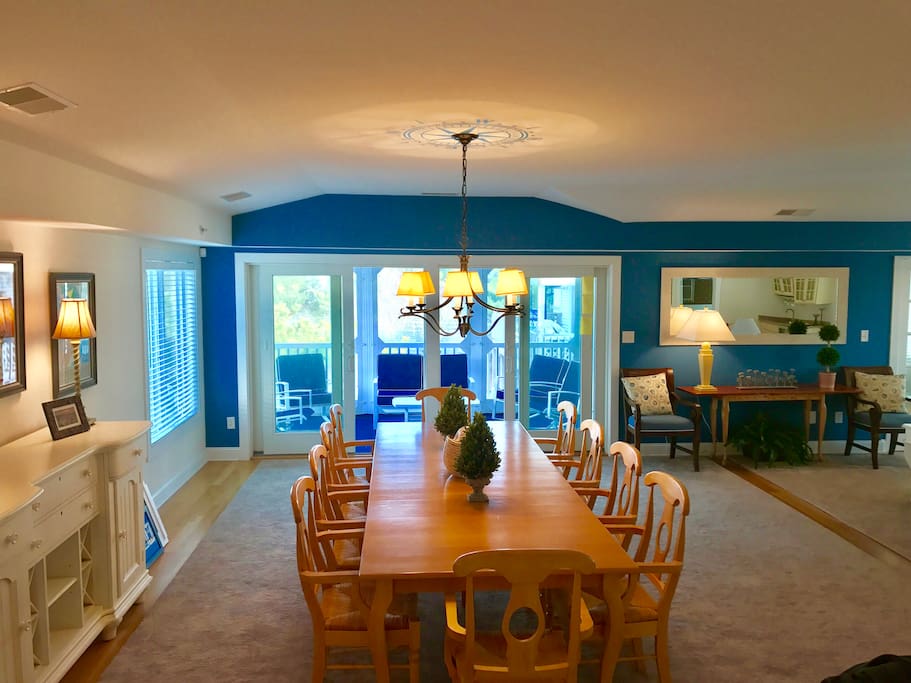 Dining table that seats 10 plus 6 more at kitchen island