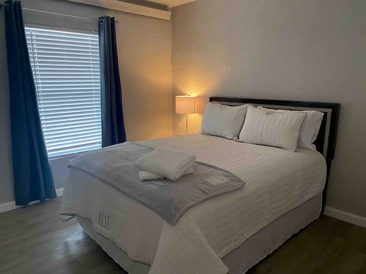 غرفة النوم 1