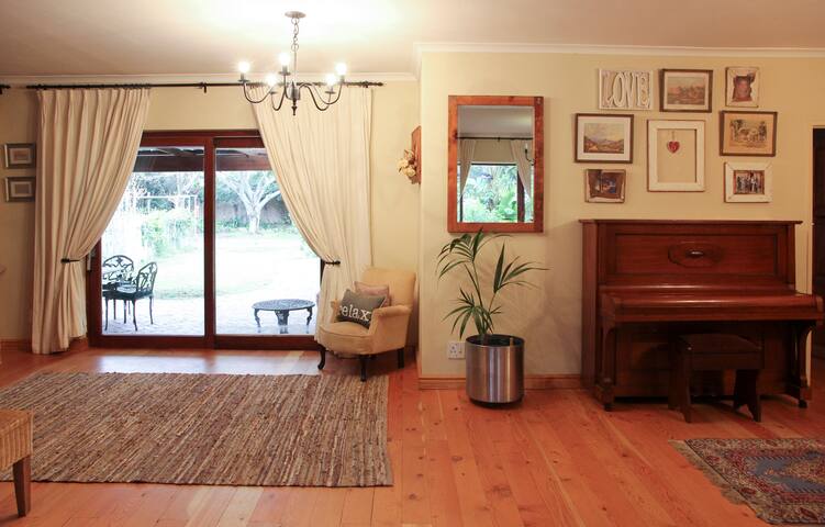 Family Home Cape Town, perfect for children! gallery image 4