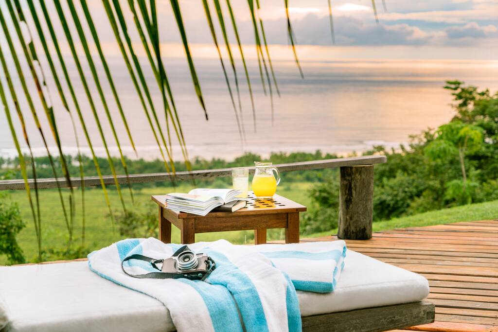 Unplug & Unwind