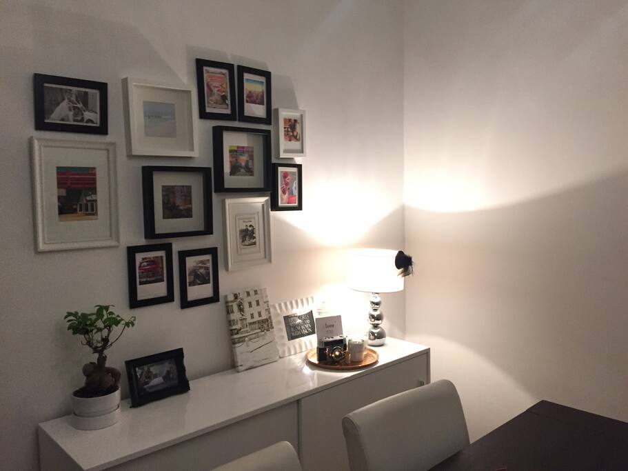 living room/dining area