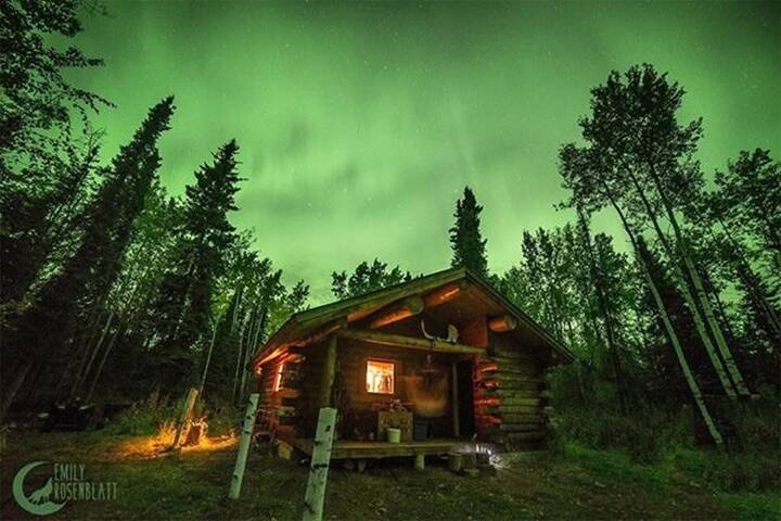 Rustic Cabin with trail access