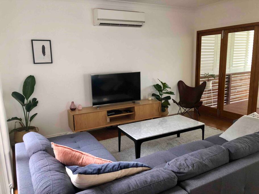 Upstairs lounge room