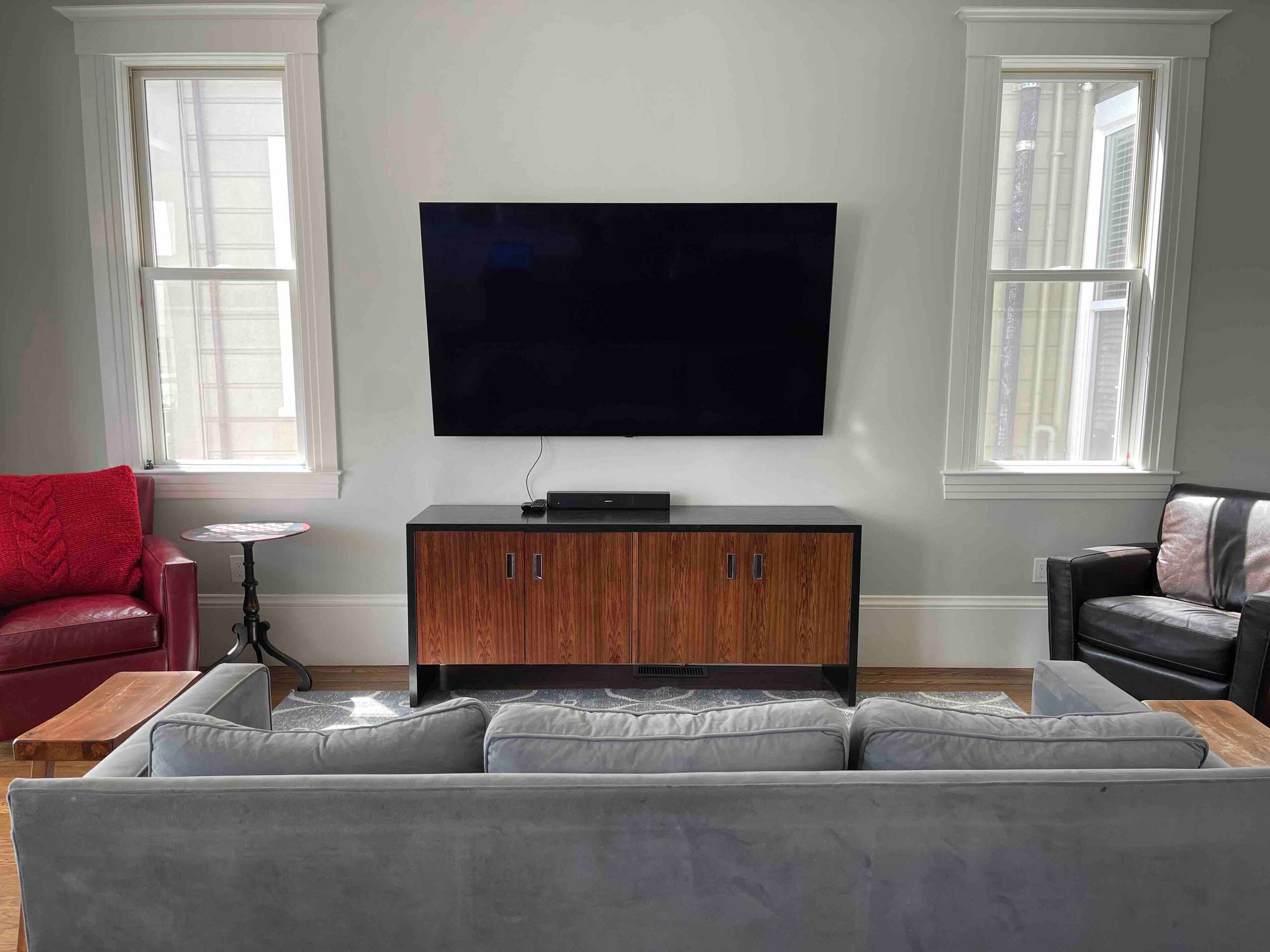 Home in San Francisco · ★4.99 · 5 bedrooms · 6 beds · 4.5 baths - Image 8