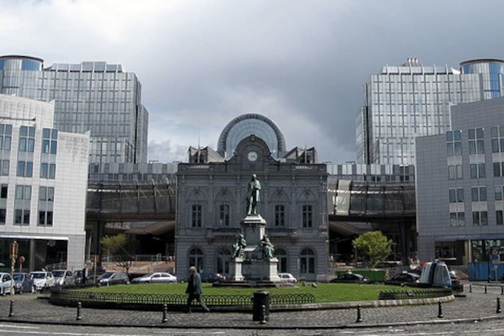 EU Parliament seen from Place Luxembourg which hosts some restaurants and bars