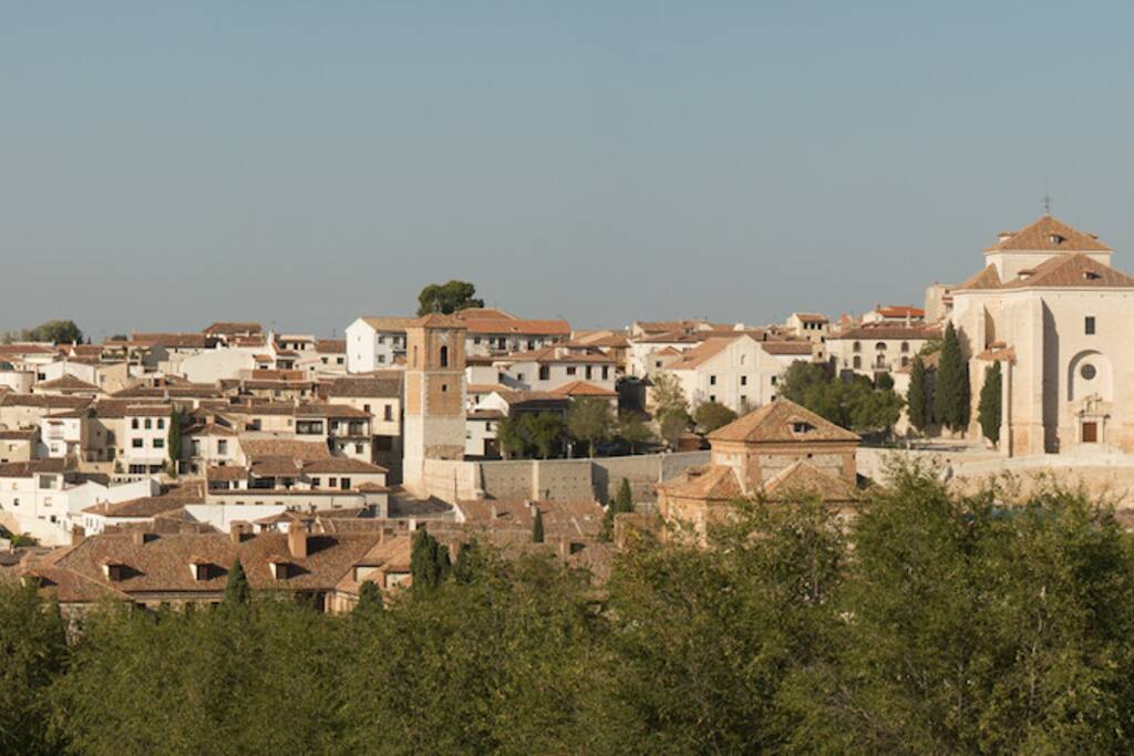 Vista panorámica de Chinchón desde el castillo.
