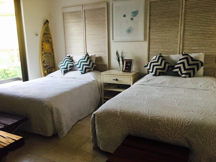 chumba cha kulala cha tatu, vitanda viwili na roshani 