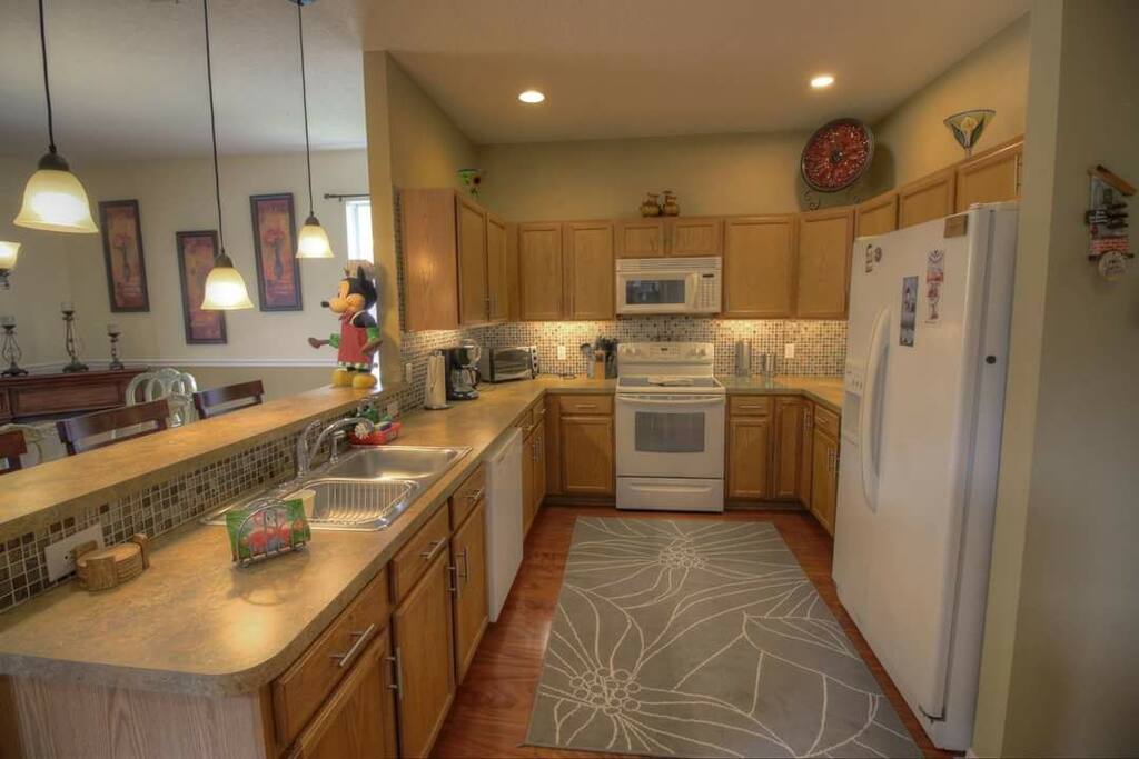 Full equipped kitchen