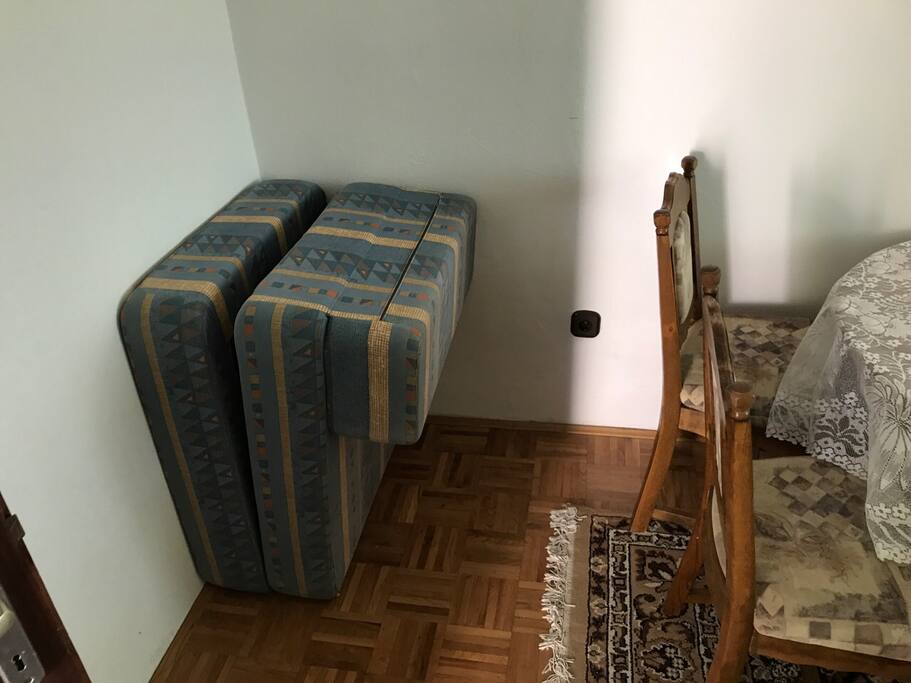 Additional bed
