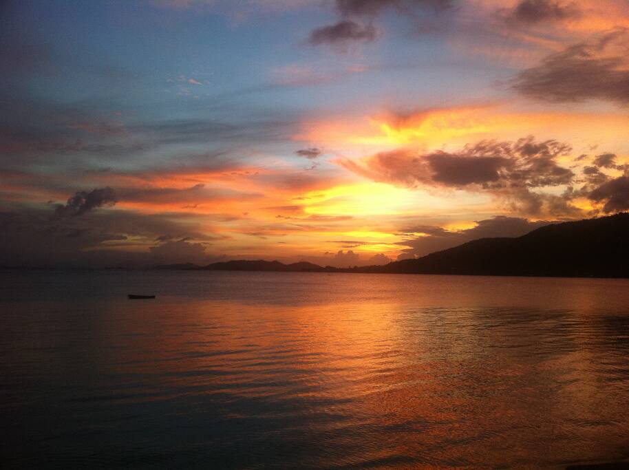 Sunset! As the resort faces South West we see lovely sunsets on the East side of Samui