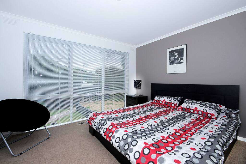 Master bedroom King Bed