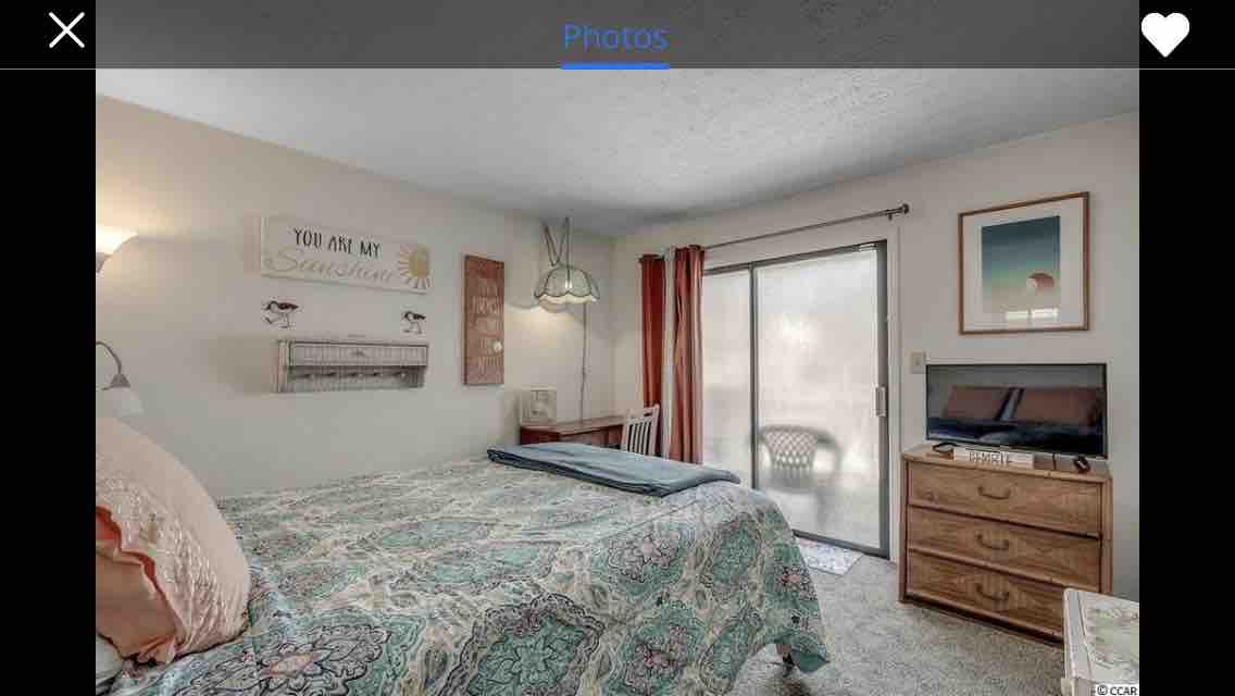 3e slaapkamer met queensize bed en balkon voor ochtendkoffie !!