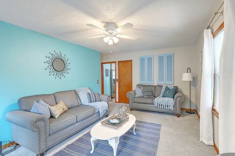 Chas 4 Bed with HUGE Fncd Yard, Cozy Near Beach!