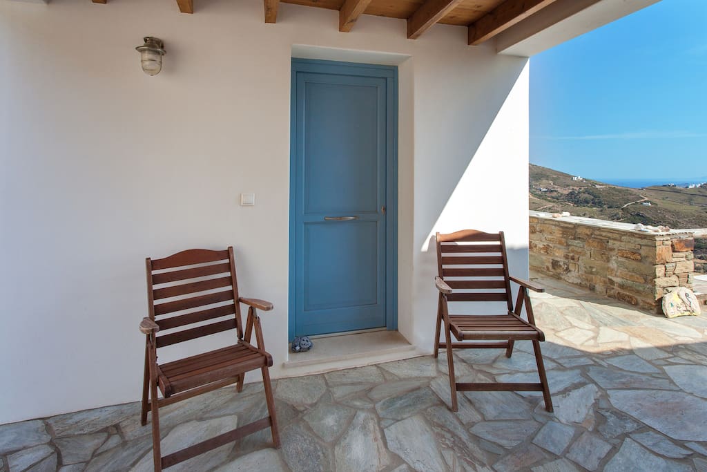 Separate entrance from the main terrace