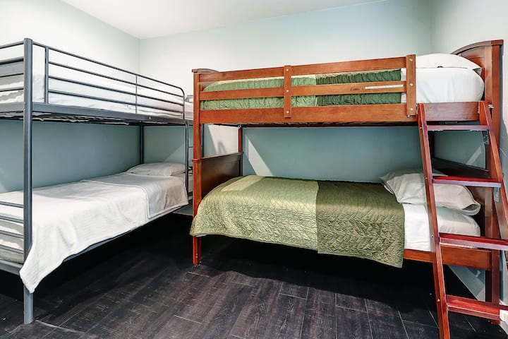 Bedroom #4 - Howdy Y'all - Bunk Beds