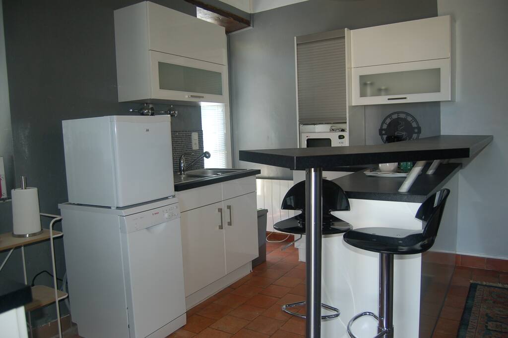Fully-equipped kitchen
