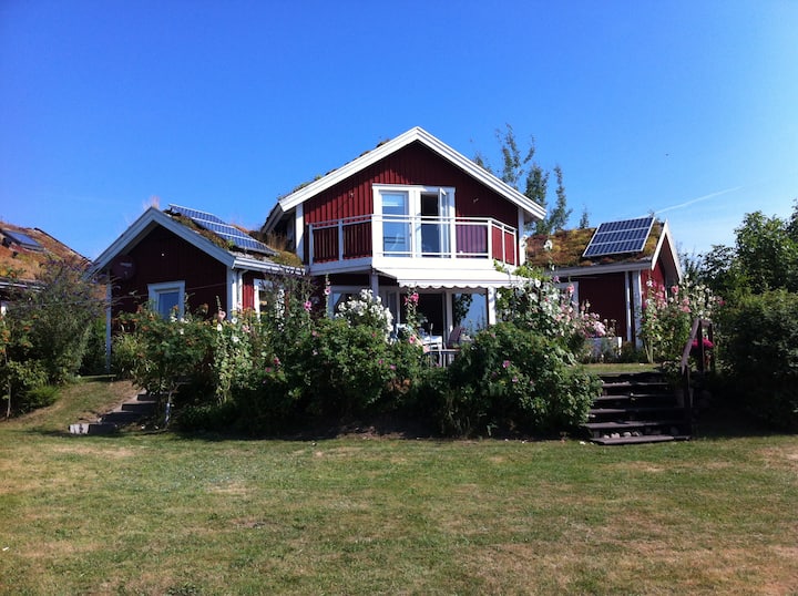 House Fernsicht on the Baltic Sea with sauna and piano