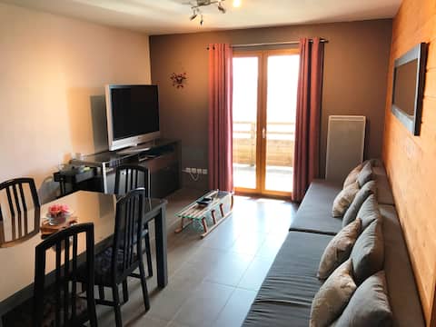 Airbnb performant: Opposite gondola lifts, large quiet T2, pkg, linen, cleaning! à Font Romeu Odeillo Via