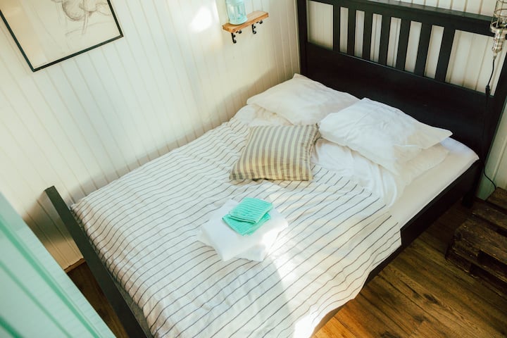 Schlafzimmer 2