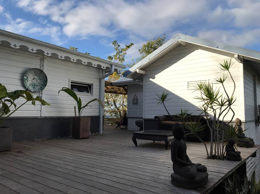Première terrasse face à la chambre 4