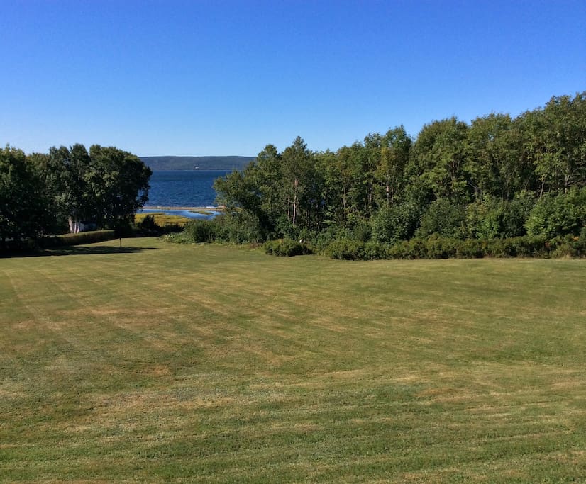 Large lawn with view of the Bras d'Or Lake