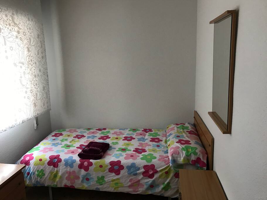 Dormitorio luminoso