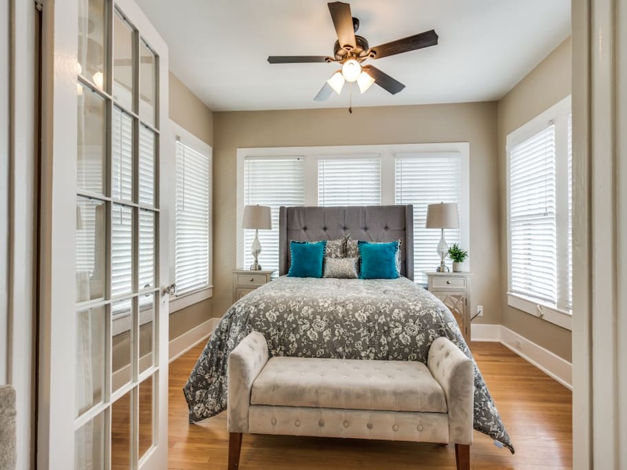 2nd bedroom