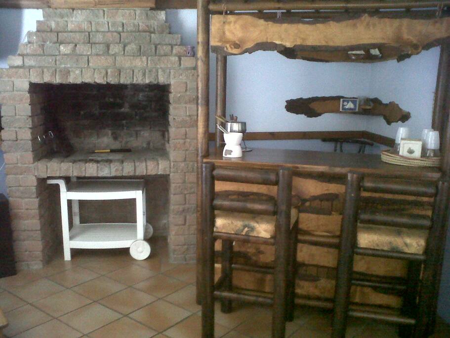 Bar counter