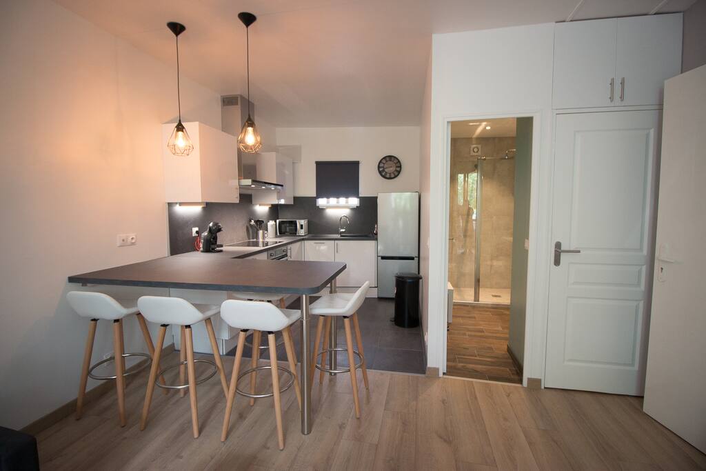 cuisine et salle de bain