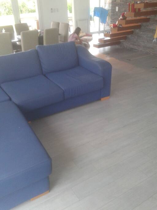 sofa muy comodo