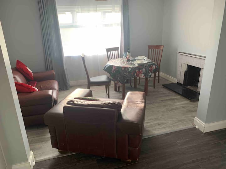 Cosy 3 Bedroom House To Let In Dundalk Town - The Commons