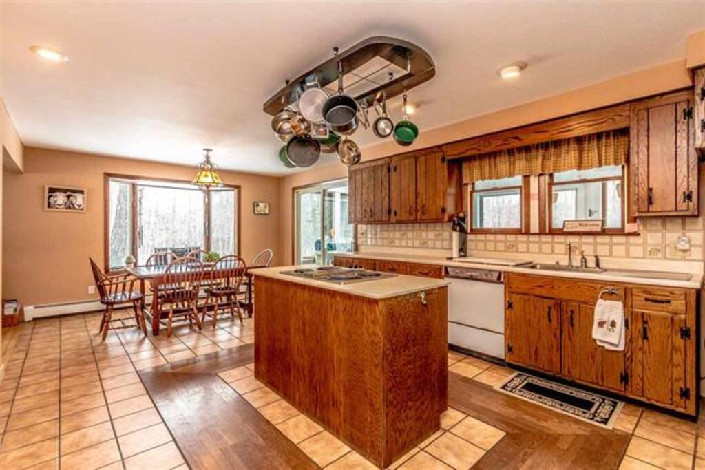 Large Kitchen