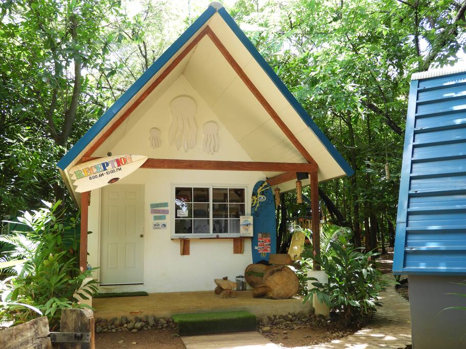 Tipi Hostel en Panama es un lugar acogedor y natural, hermoso y muy comodo en Playa Venao, una de las mejores playas de Surf de la costa pacifica en este pais.